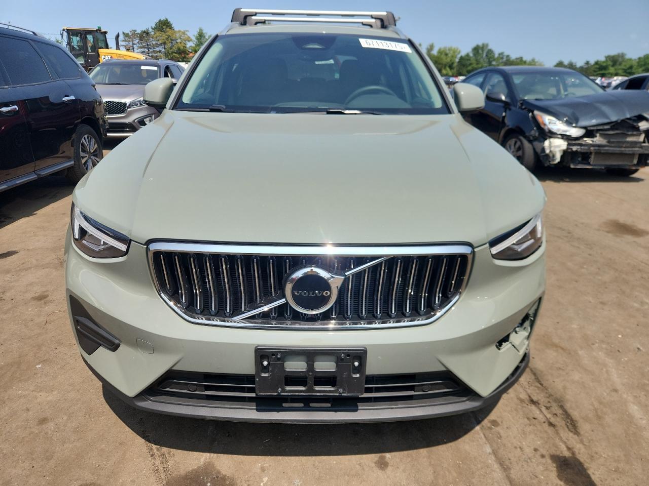 2025 Volvo Xc40 Core - Фото 5
