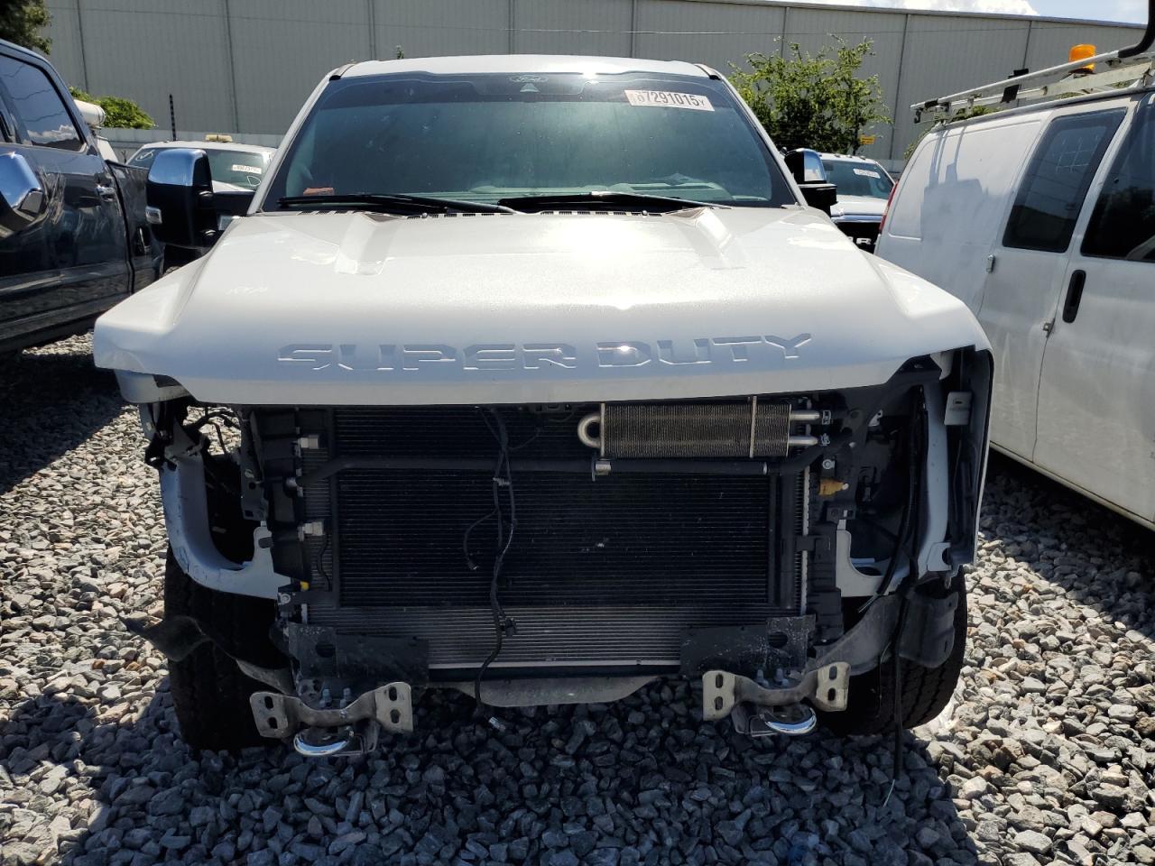 2024 Ford F350 Super Duty - Фото 5