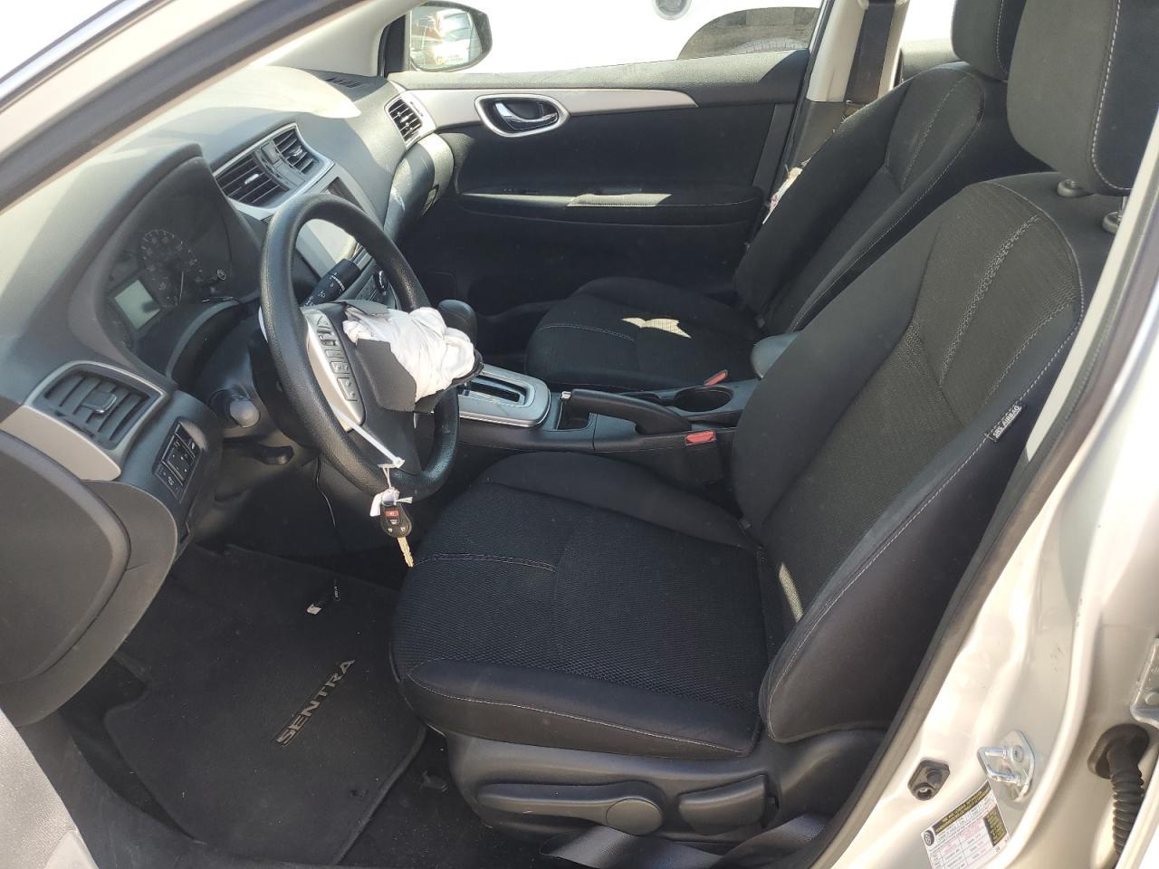 2015 Nissan Sentra S - Image 7