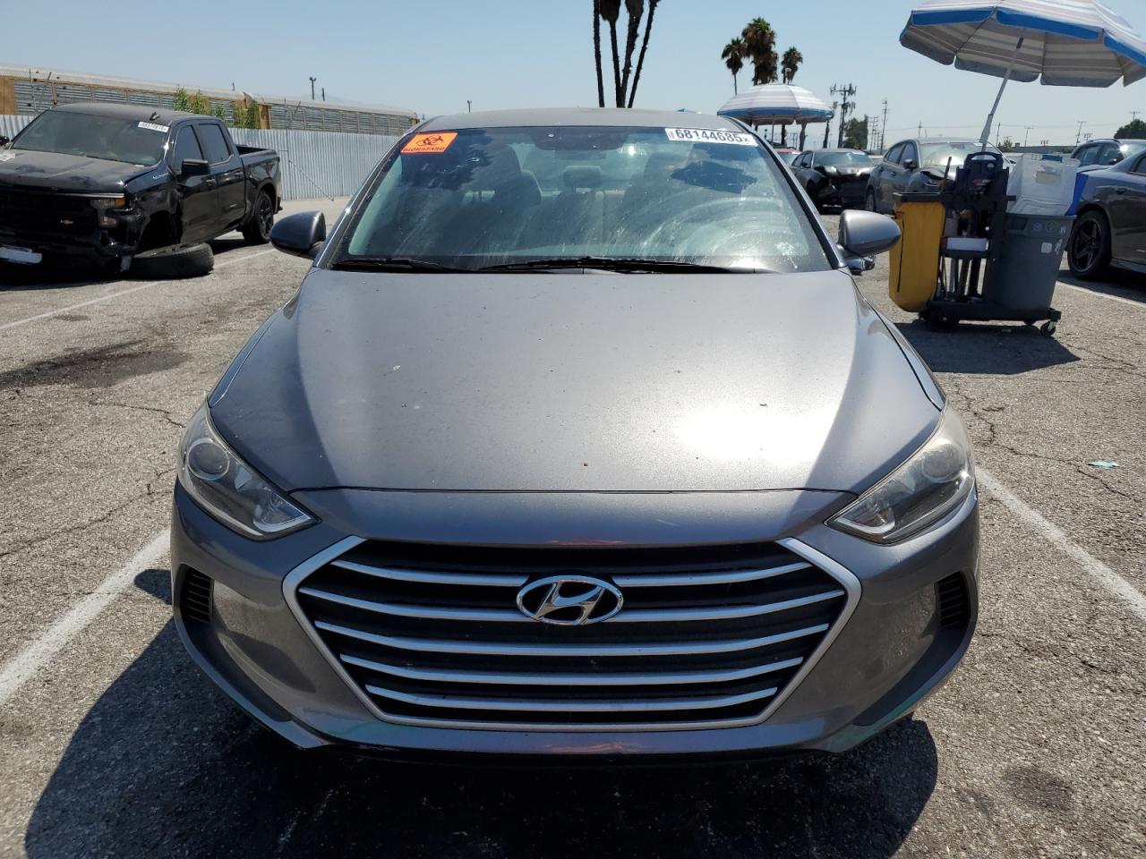 2018 Hyundai Elantra Se - Фото 5