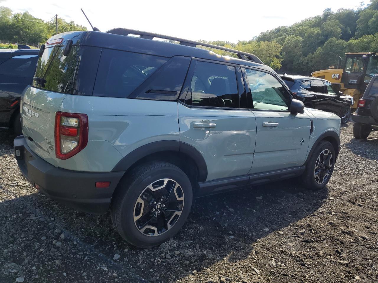 2023 Ford Bronco Sport Outer Banks - Фото 3