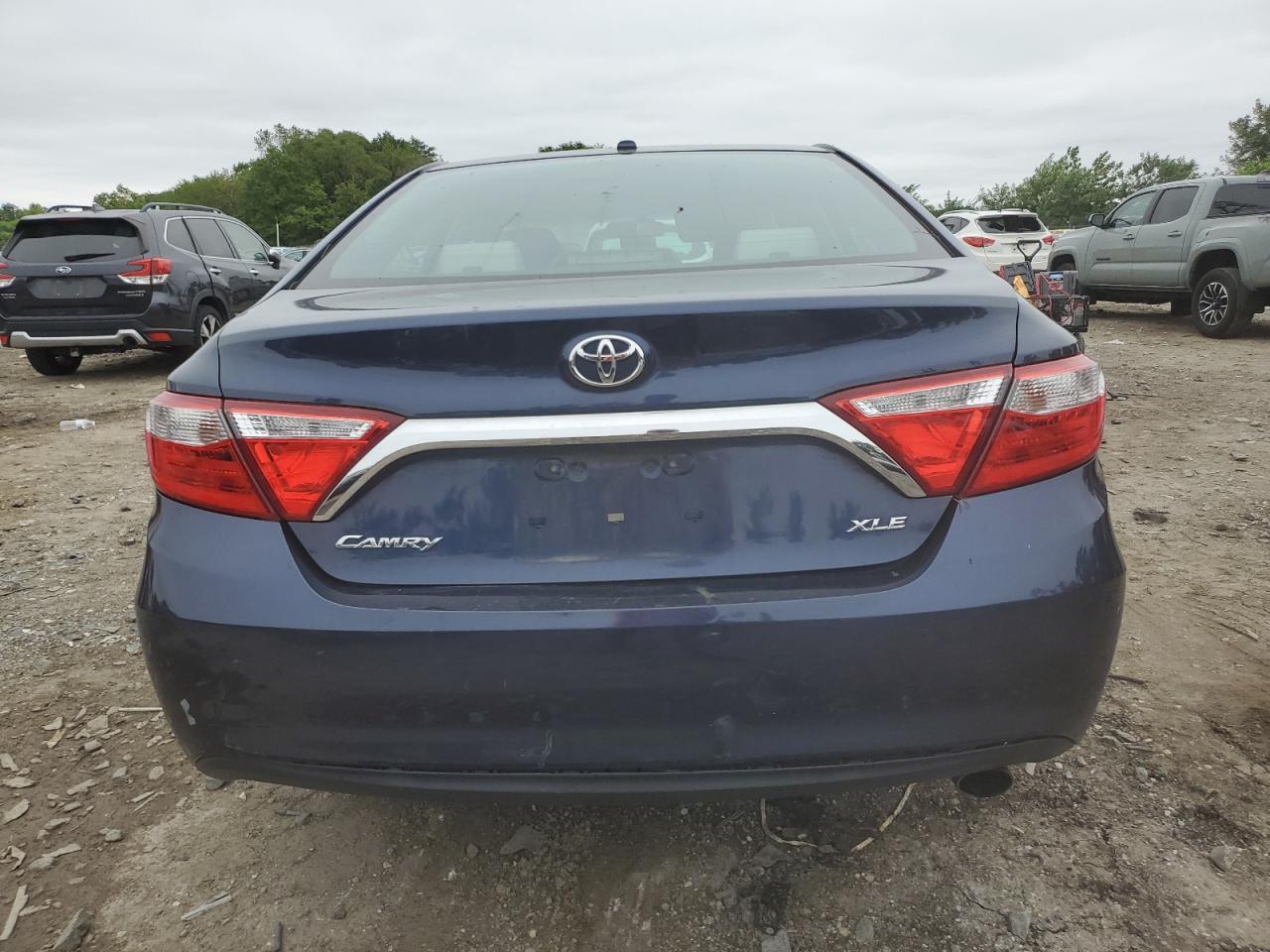 2015 Toyota Camry Le - Фото 6