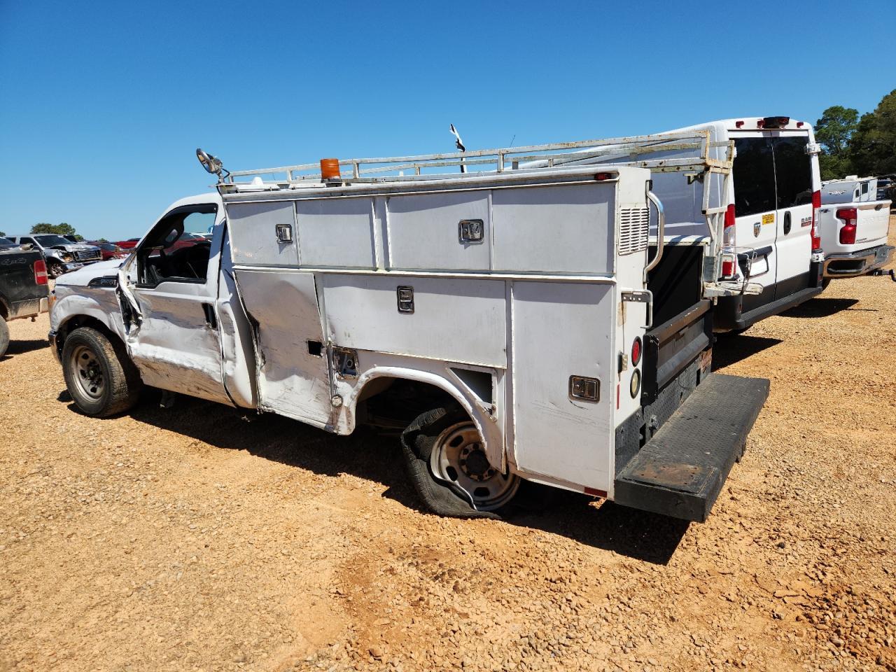 2013 Ford F350 Super Duty - Image 2
