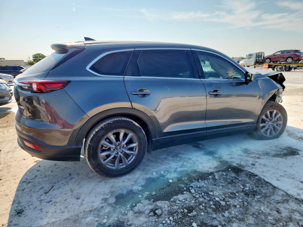 2023 Mazda Cx-9 Touring - Image 3