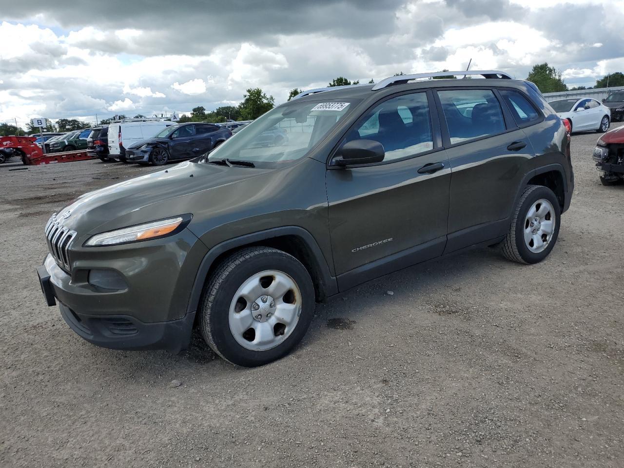 2016 Jeep Cherokee Sport