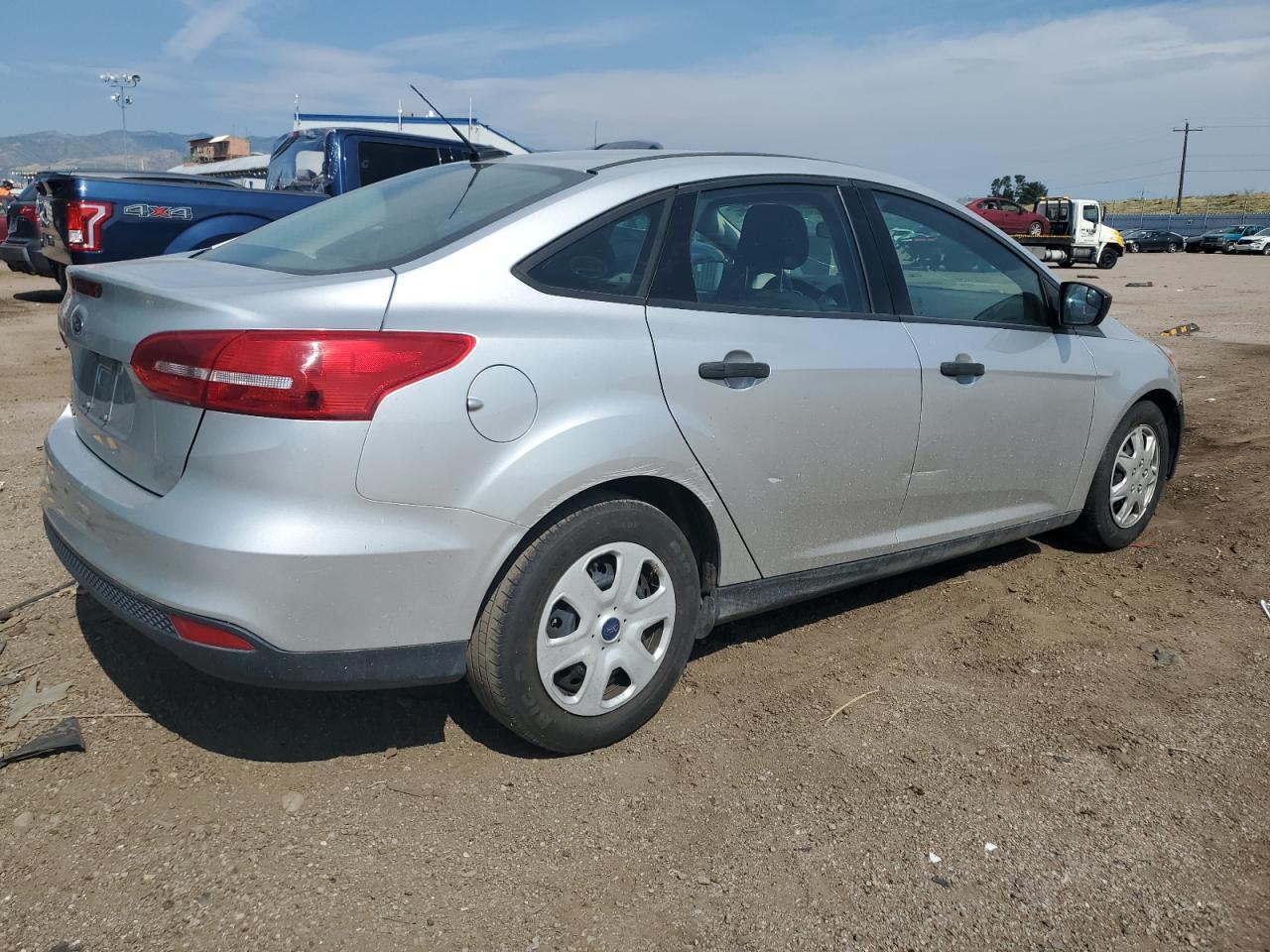 2018 Ford Focus S - Фото 3