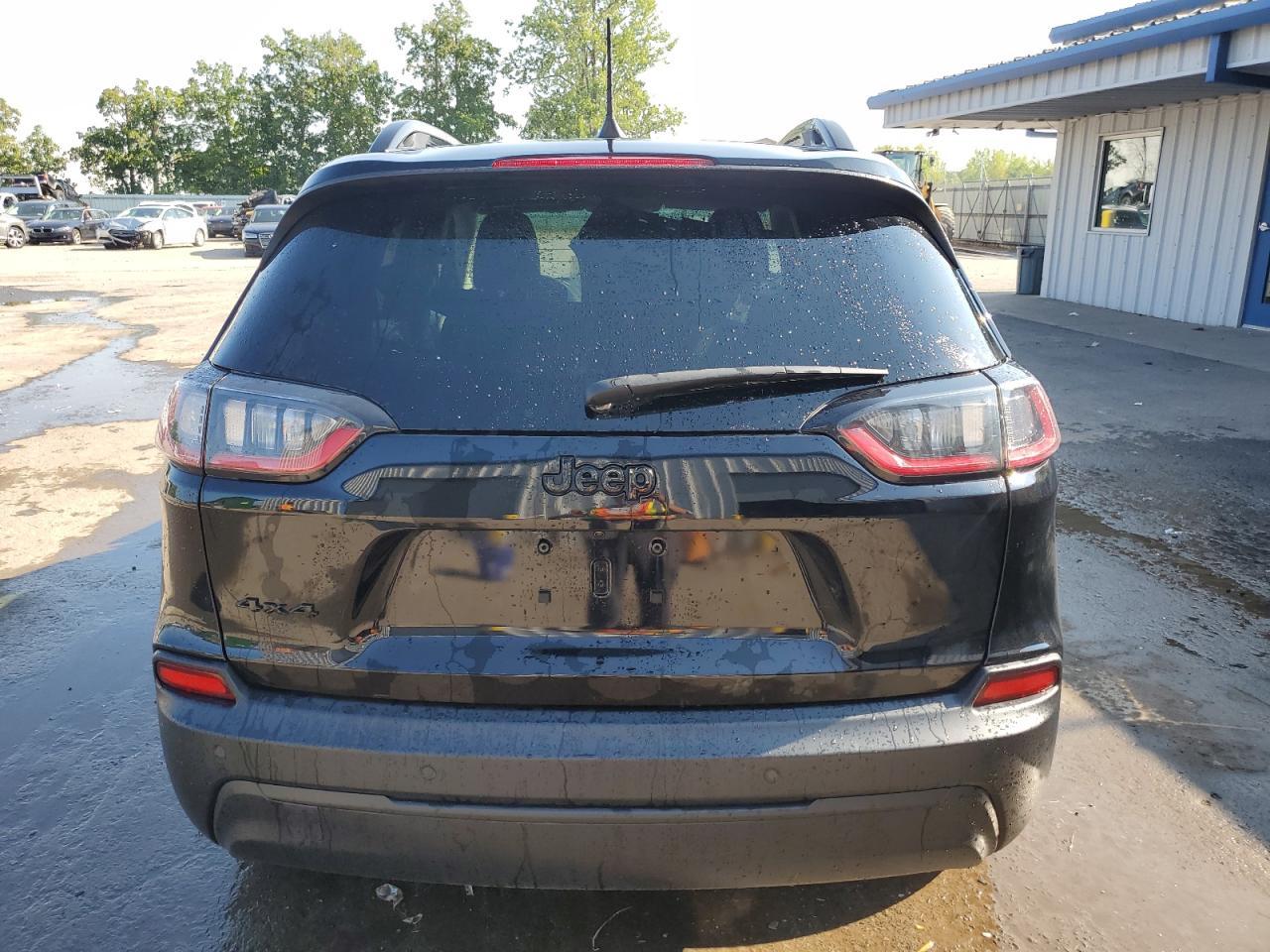 2023 Jeep Cherokee Altitude Lux - Image 6