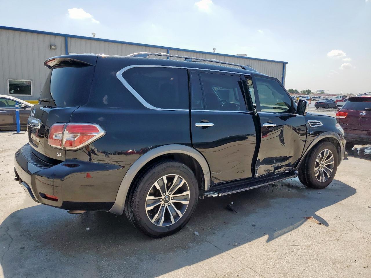 2020 Nissan Armada Sv - Image 3