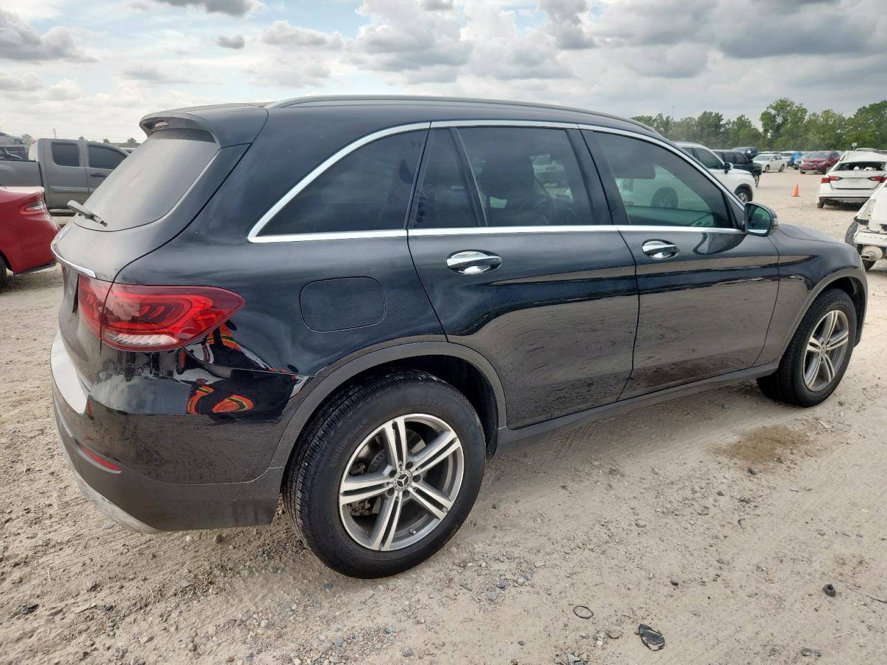 2020 Mercedes-Benz Glc 300 - Фото 3