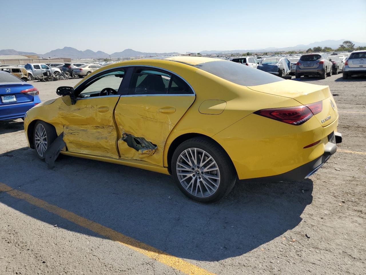 2020 Mercedes-Benz Cla 250 - Фото 2