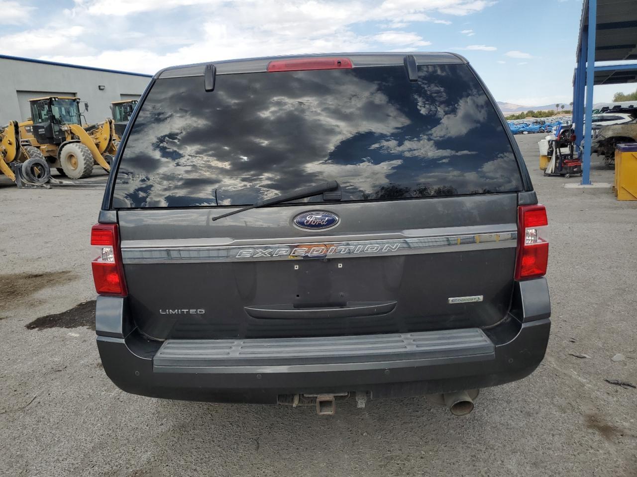 2017 Ford Expedition Limited - Image 6