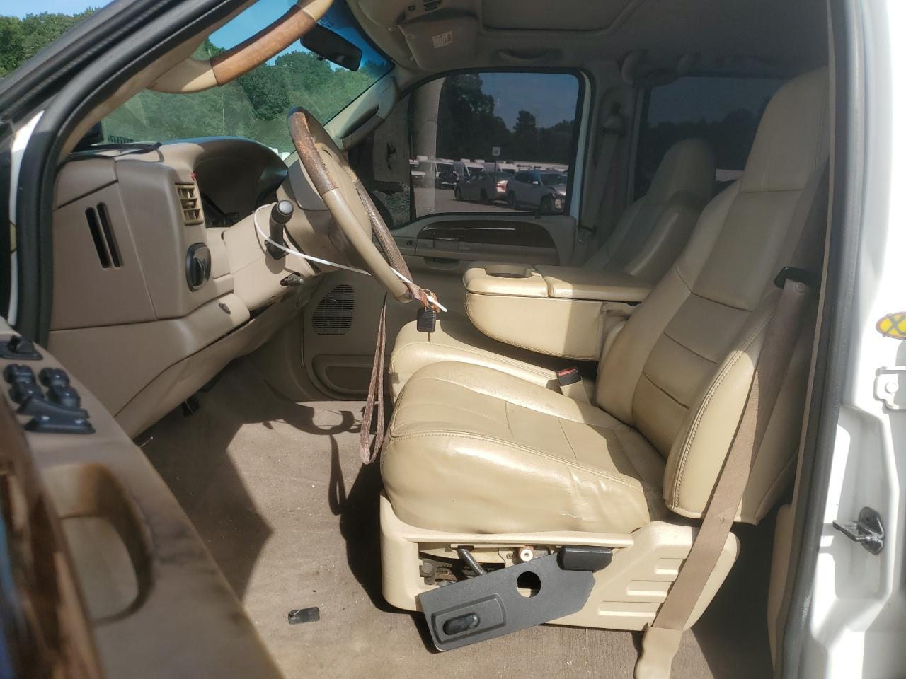 2004 Ford F250 Super Duty - Image 7