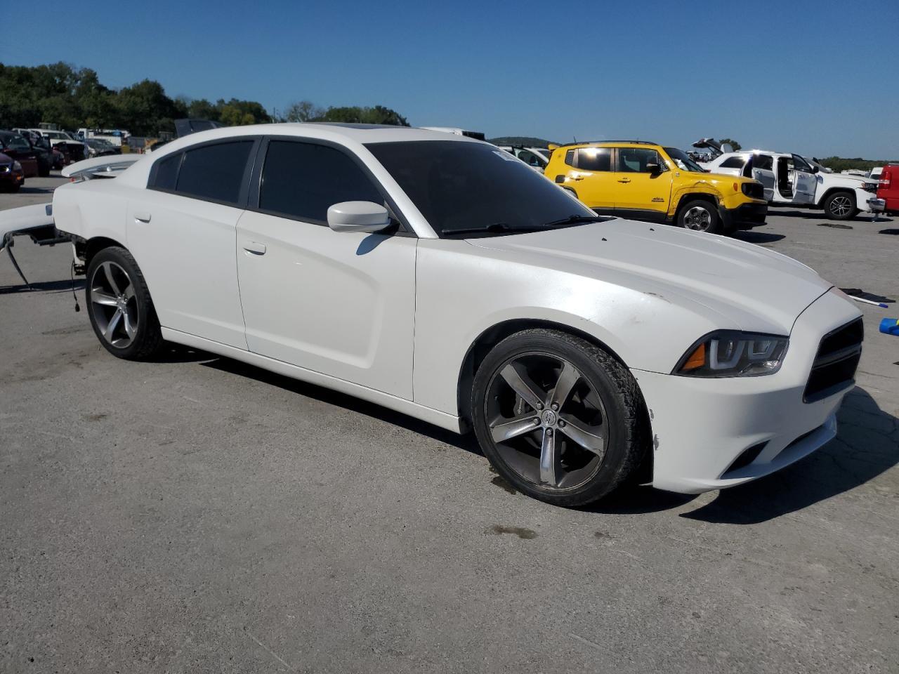2014 Dodge Charger R/T - Image 4
