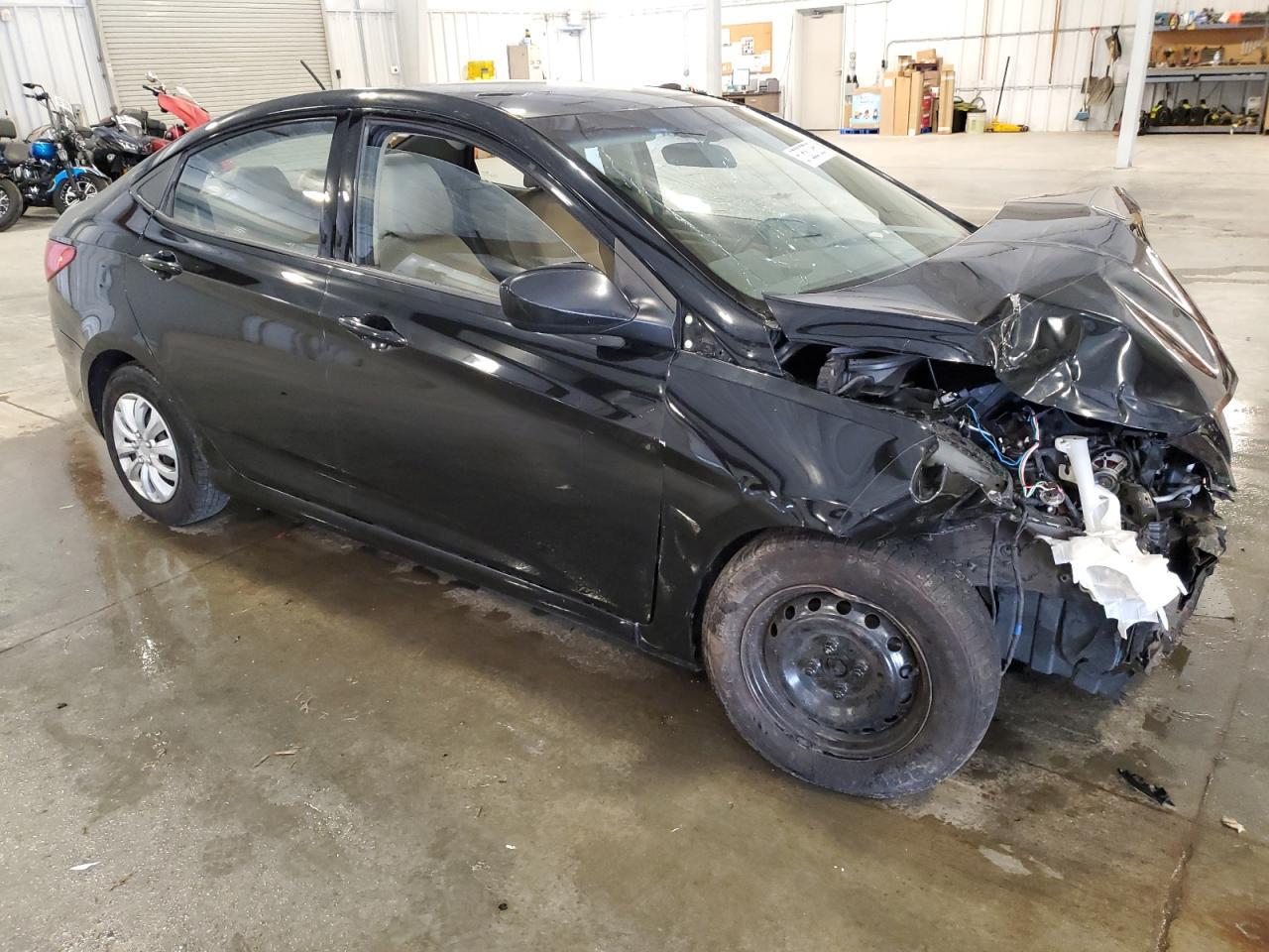 2012 Hyundai Accent Gls - Фото 4