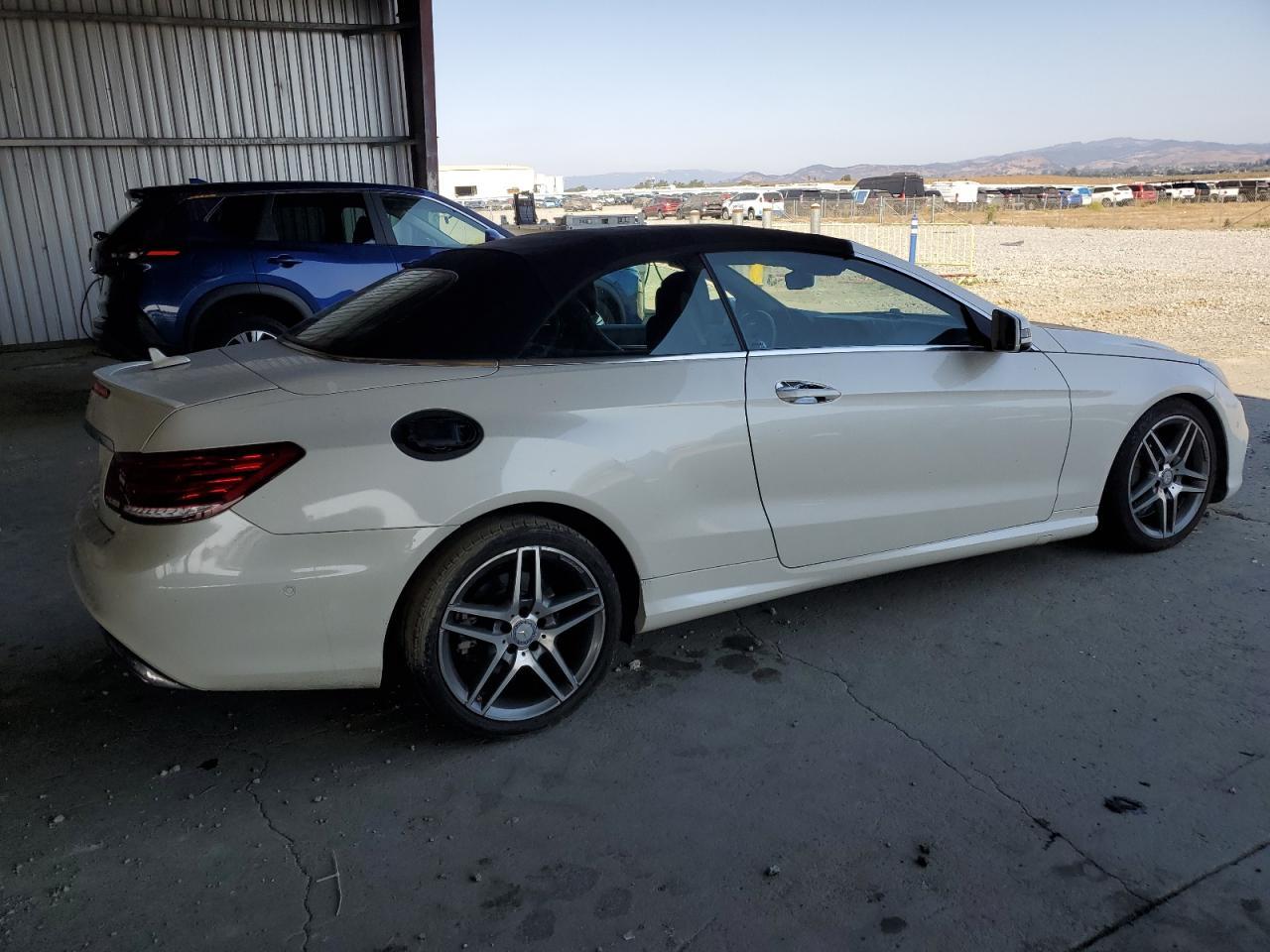 2014 Mercedes-Benz E 550 - Фото 3