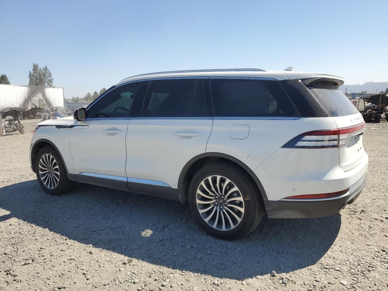 2020 Lincoln Aviator Reserve - Image 2