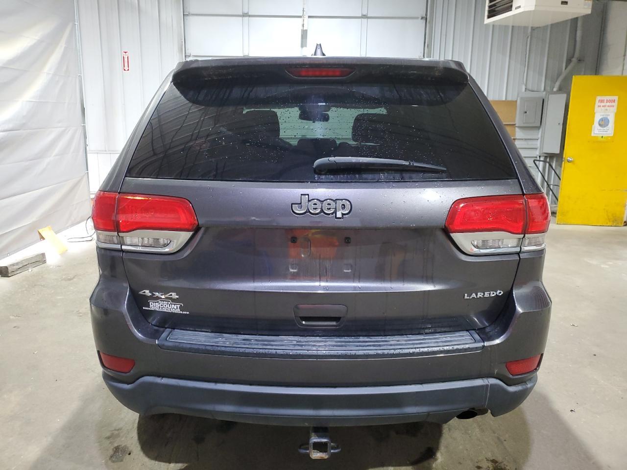 2015 Jeep Grand Cherokee Laredo - Image 6