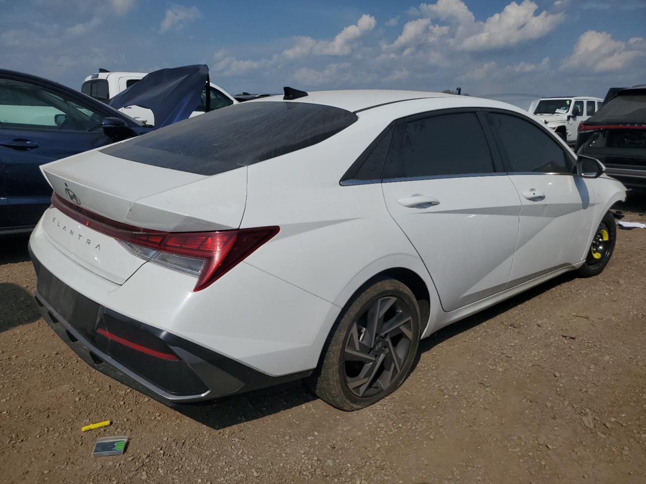 2024 Hyundai Elantra Sel - Фото 3