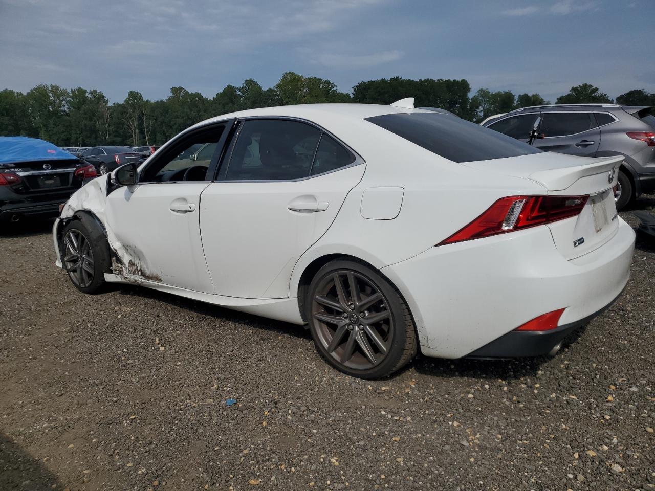2016 Lexus Is 300 - Image 2