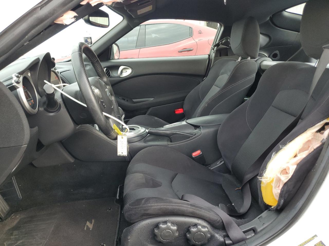 2017 Nissan 370Z Base - Image 7