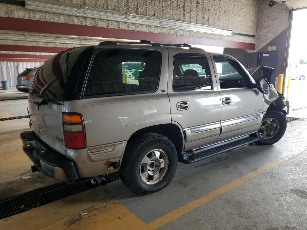 2001 GMC Yukon - Фото 3