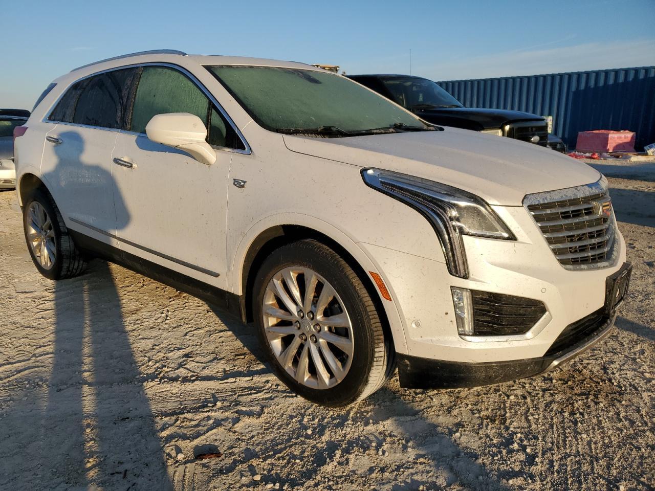 2019 Cadillac Xt5 Platinum - Фото 4
