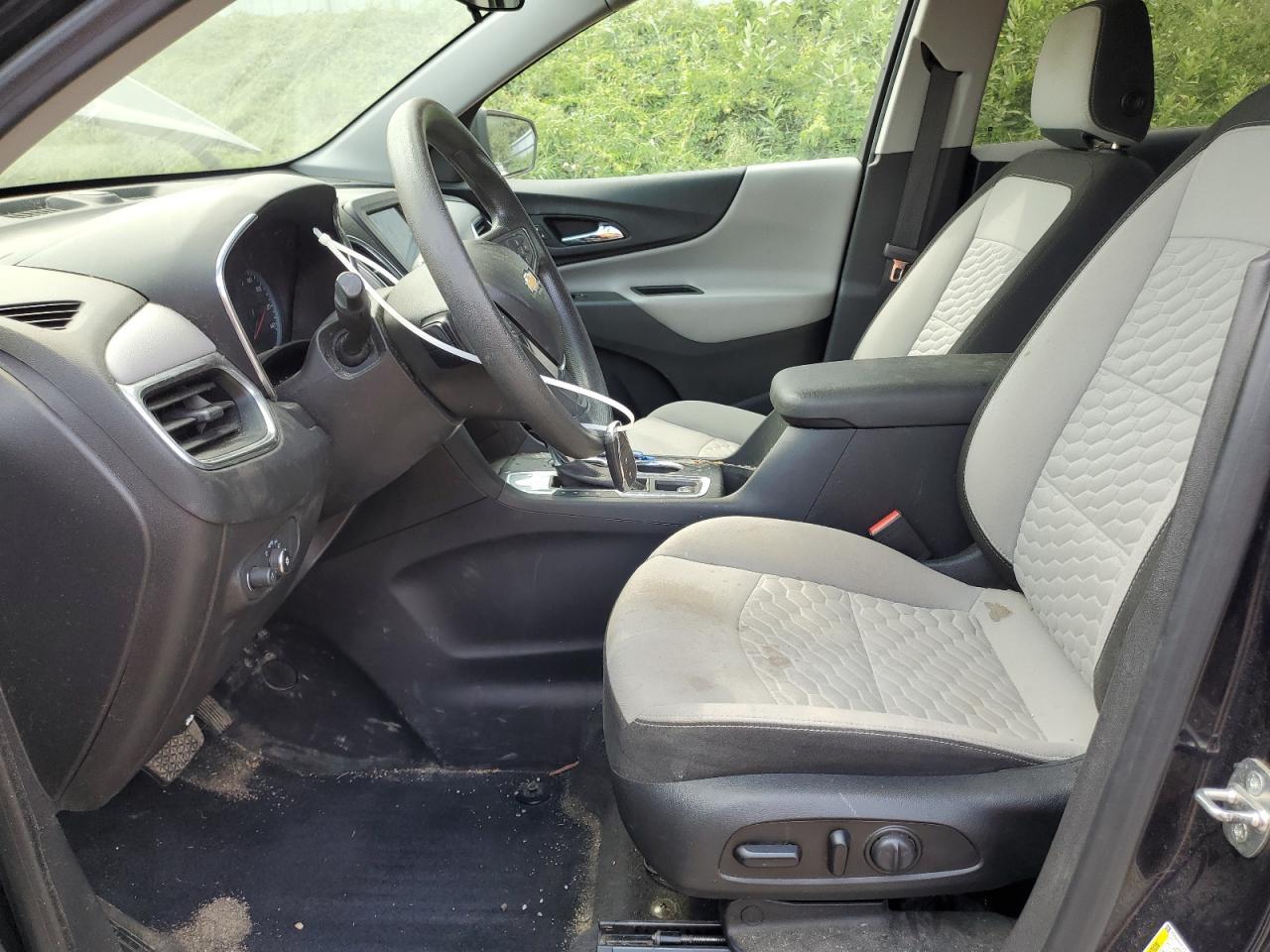 2020 Chevrolet Equinox Ls - Image 7