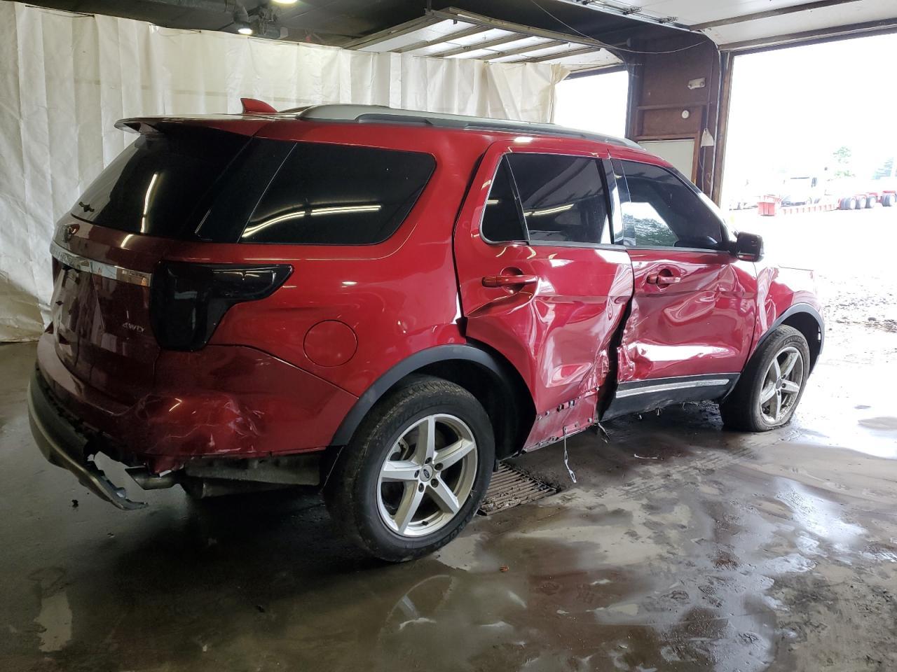 2016 Ford Explorer Xlt - Фото 3