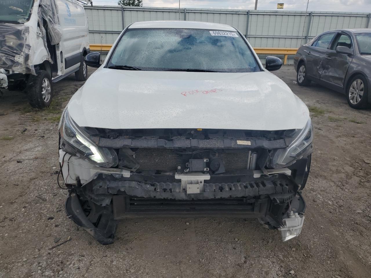 2022 Nissan Altima Sr - Фото 5