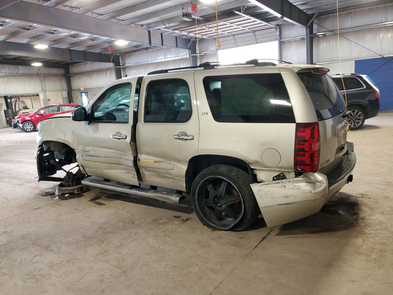 2013 Chevrolet Tahoe K1500 Ltz - Image 2