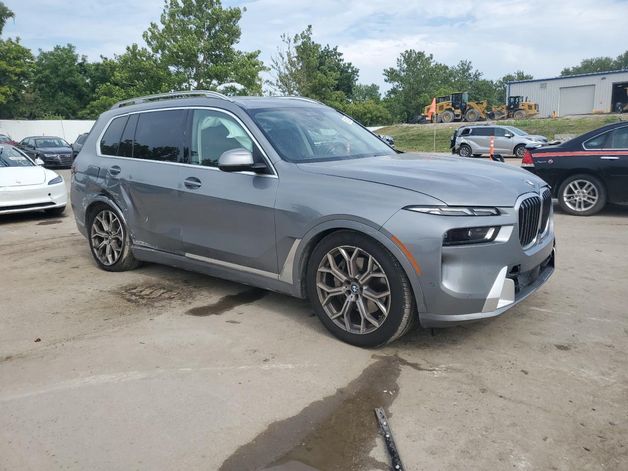 2023 BMW X7 xDrive40I - Фото 4