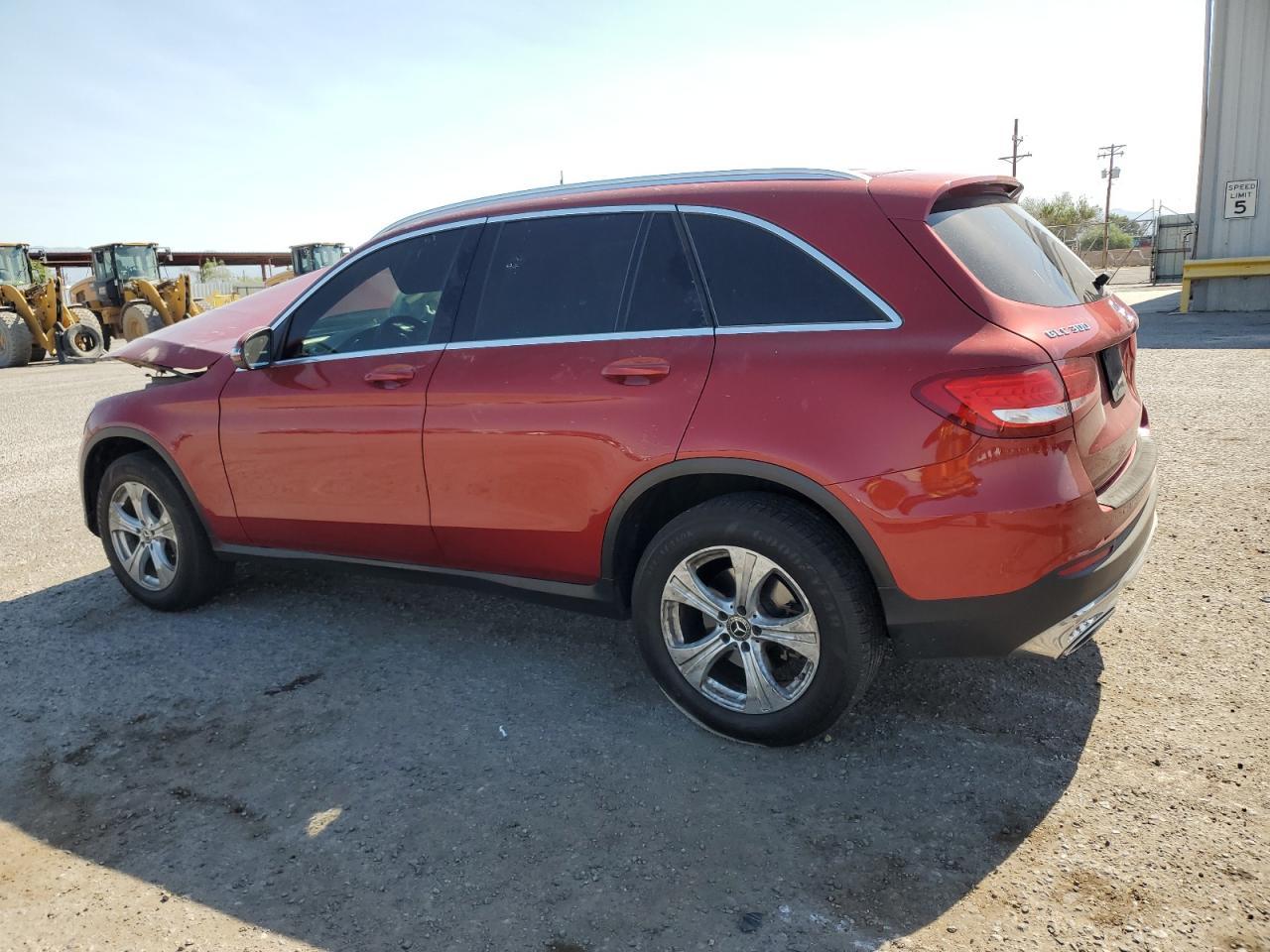 2017 Mercedes-Benz Glc 300 - Фото 2