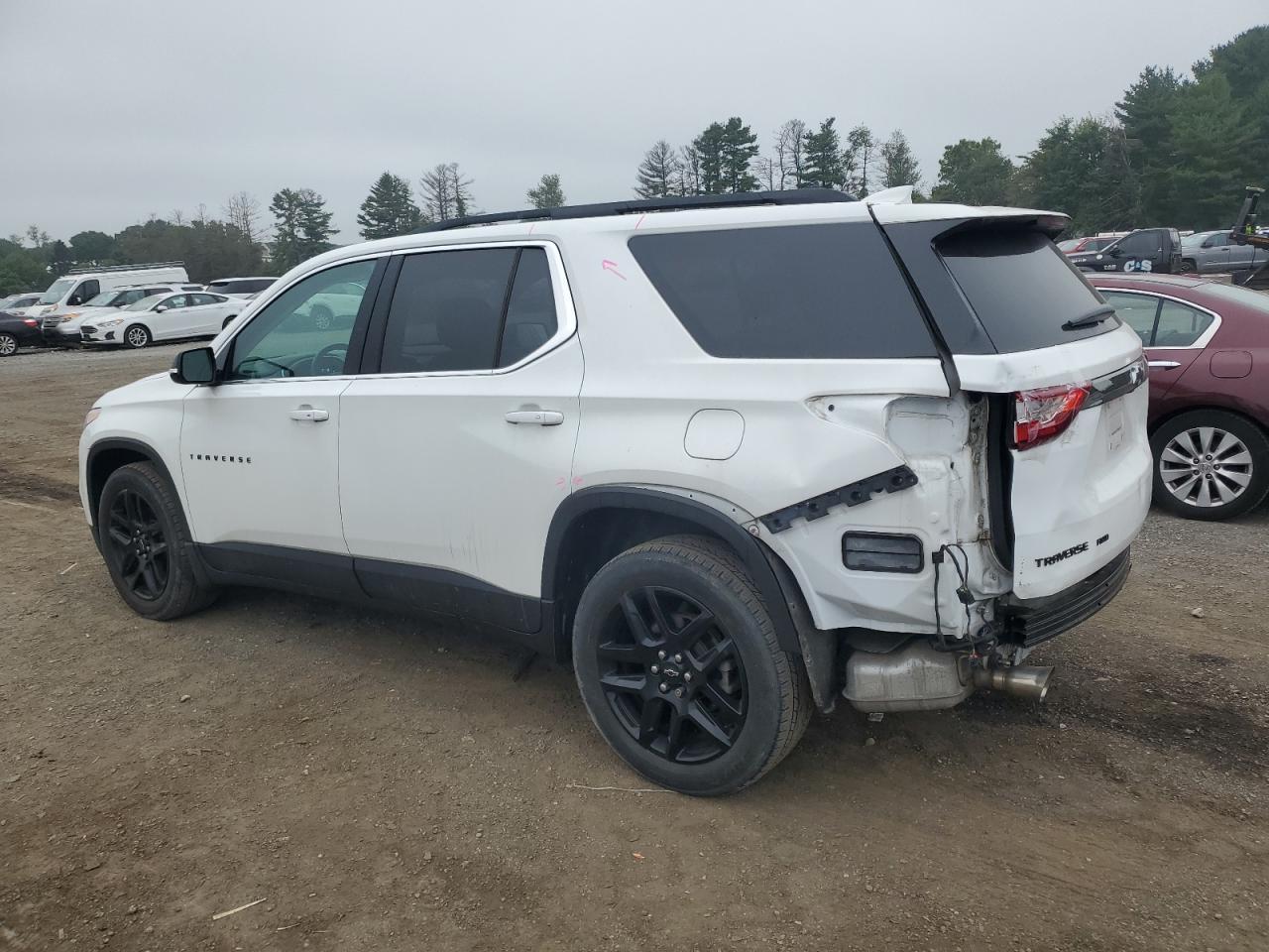 2020 Chevrolet Traverse Lt - Фото 2