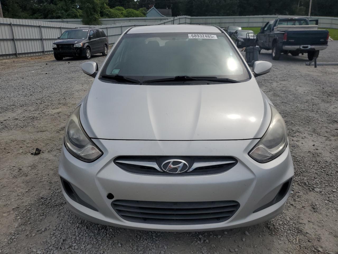 2014 Hyundai Accent Gls - Фото 5