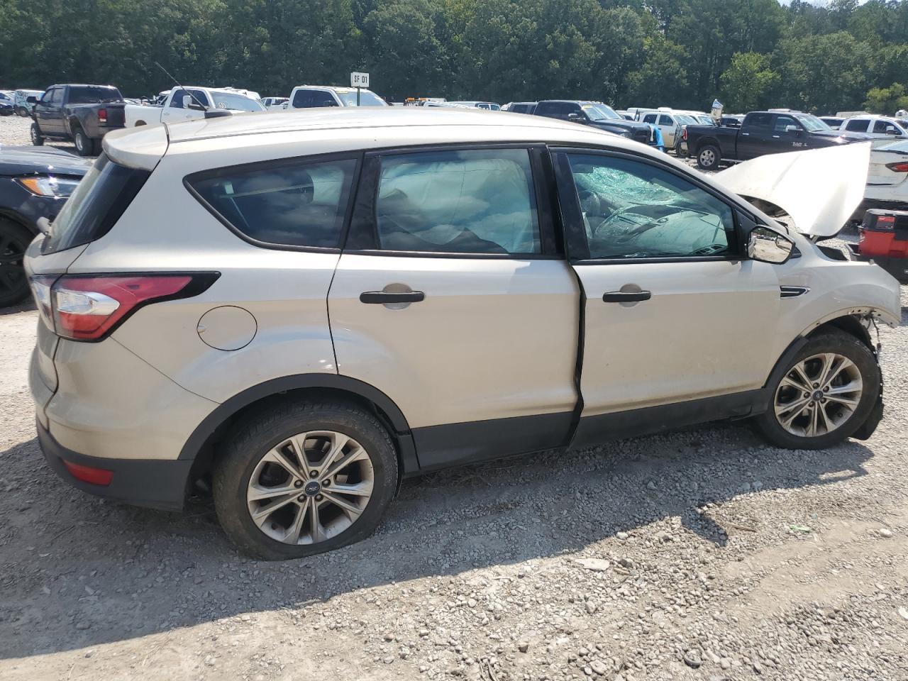 2018 Ford Escape S - Фото 3