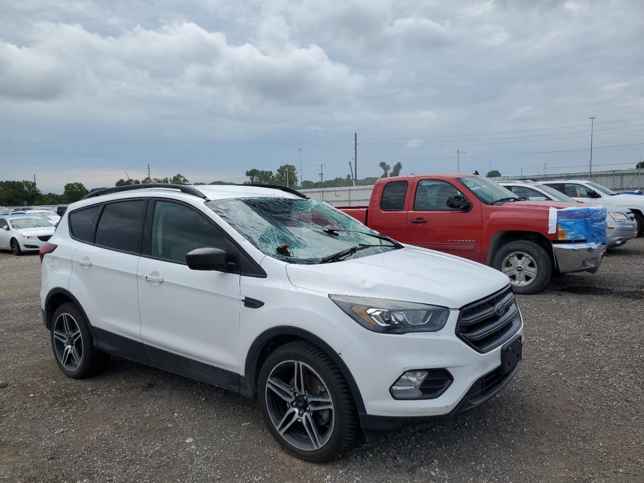 2019 Ford Escape Sel - Фото 4