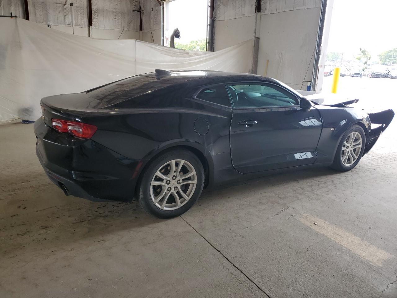 2019 Chevrolet Camaro Ls - Фото 3