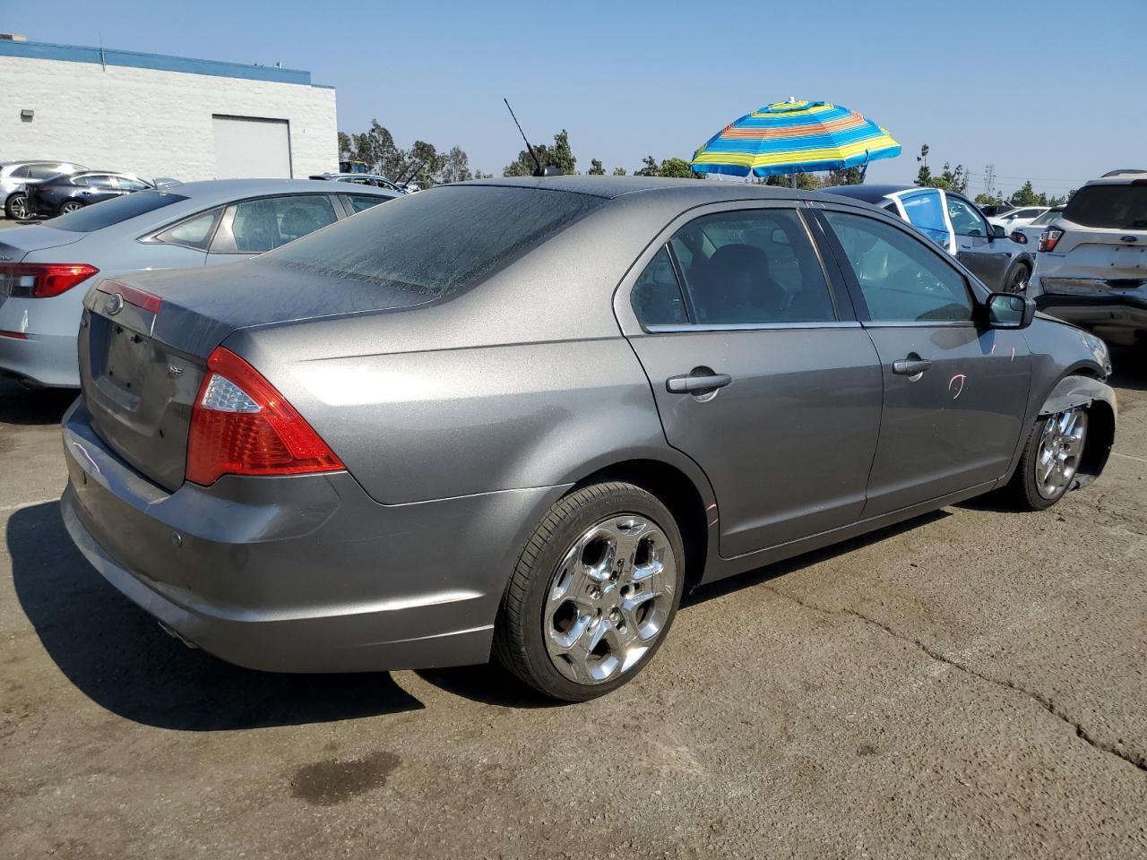 2011 Ford Fusion Se - Фото 3