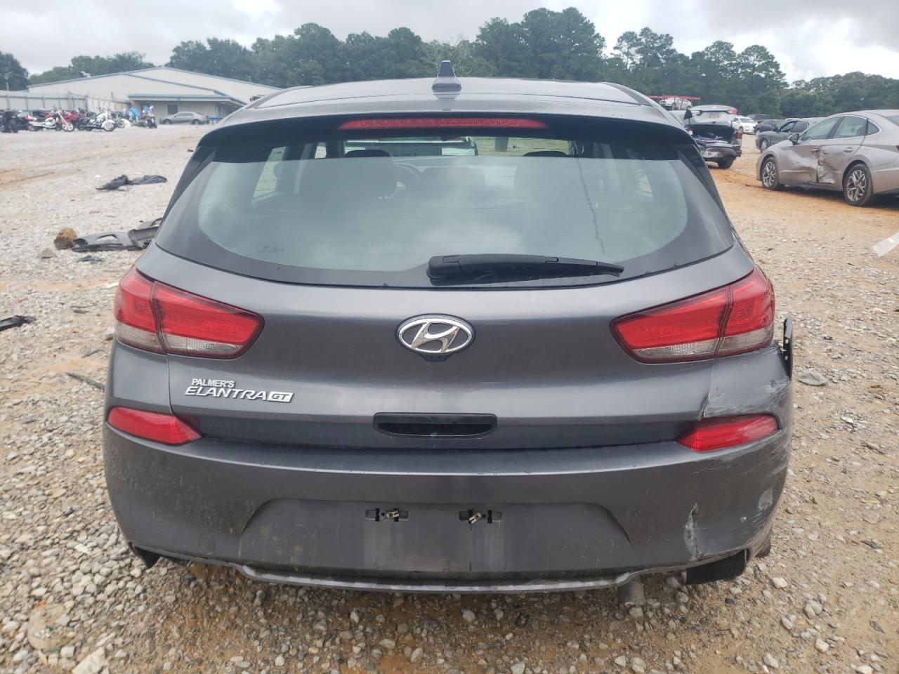 2018 Hyundai Elantra Gt - Image 6