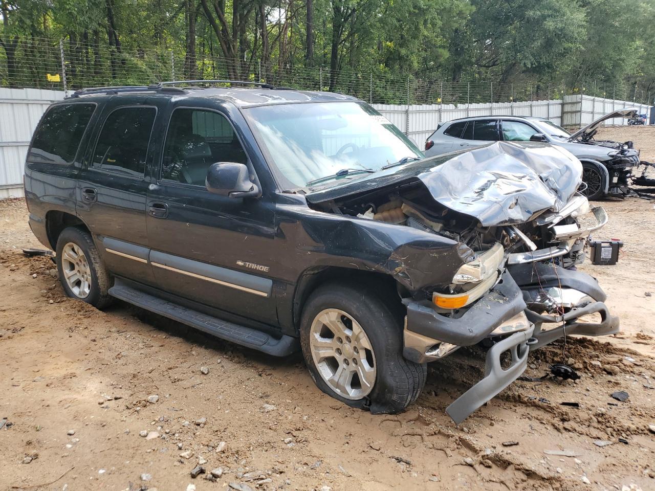 2002 Chevrolet Tahoe - Image 4