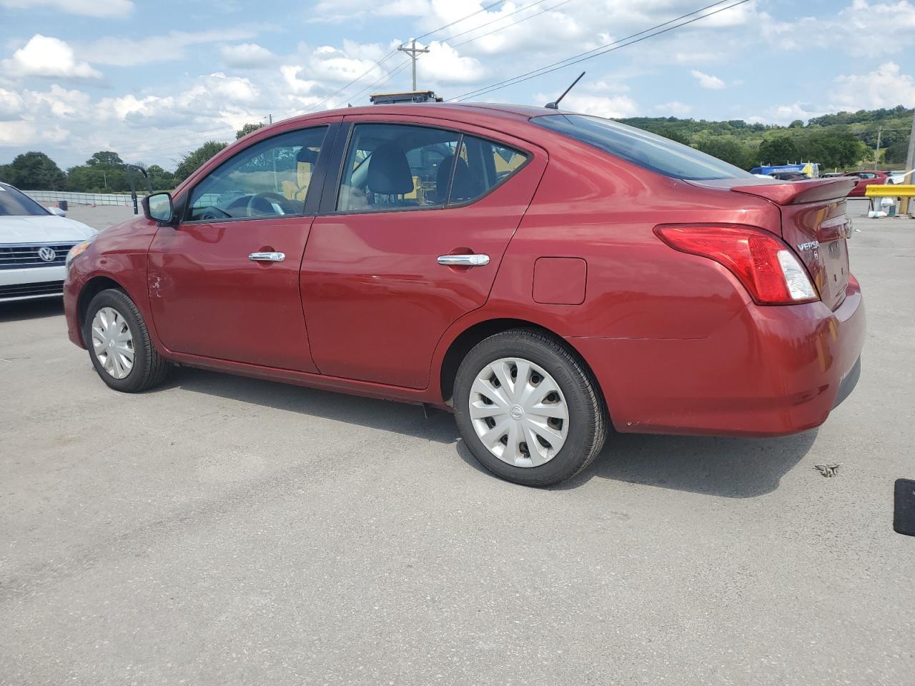 2018 Nissan Versa S - Image 2