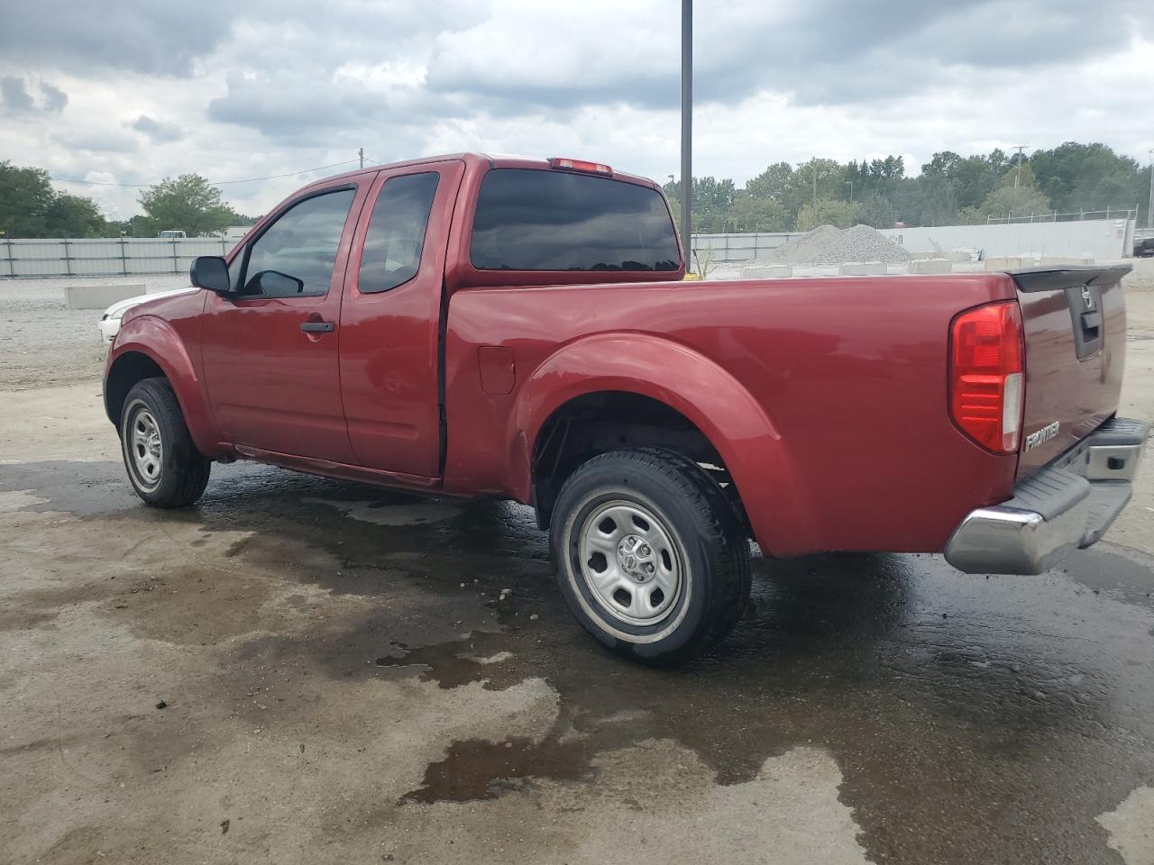 2015 Nissan Frontier S - Фото 2