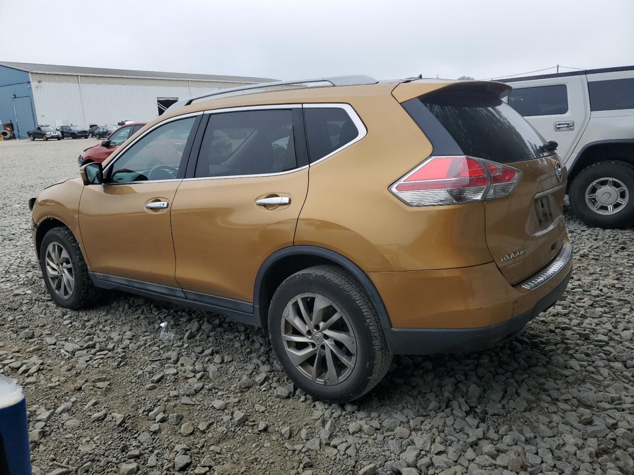 2014 Nissan Rogue S - Image 2