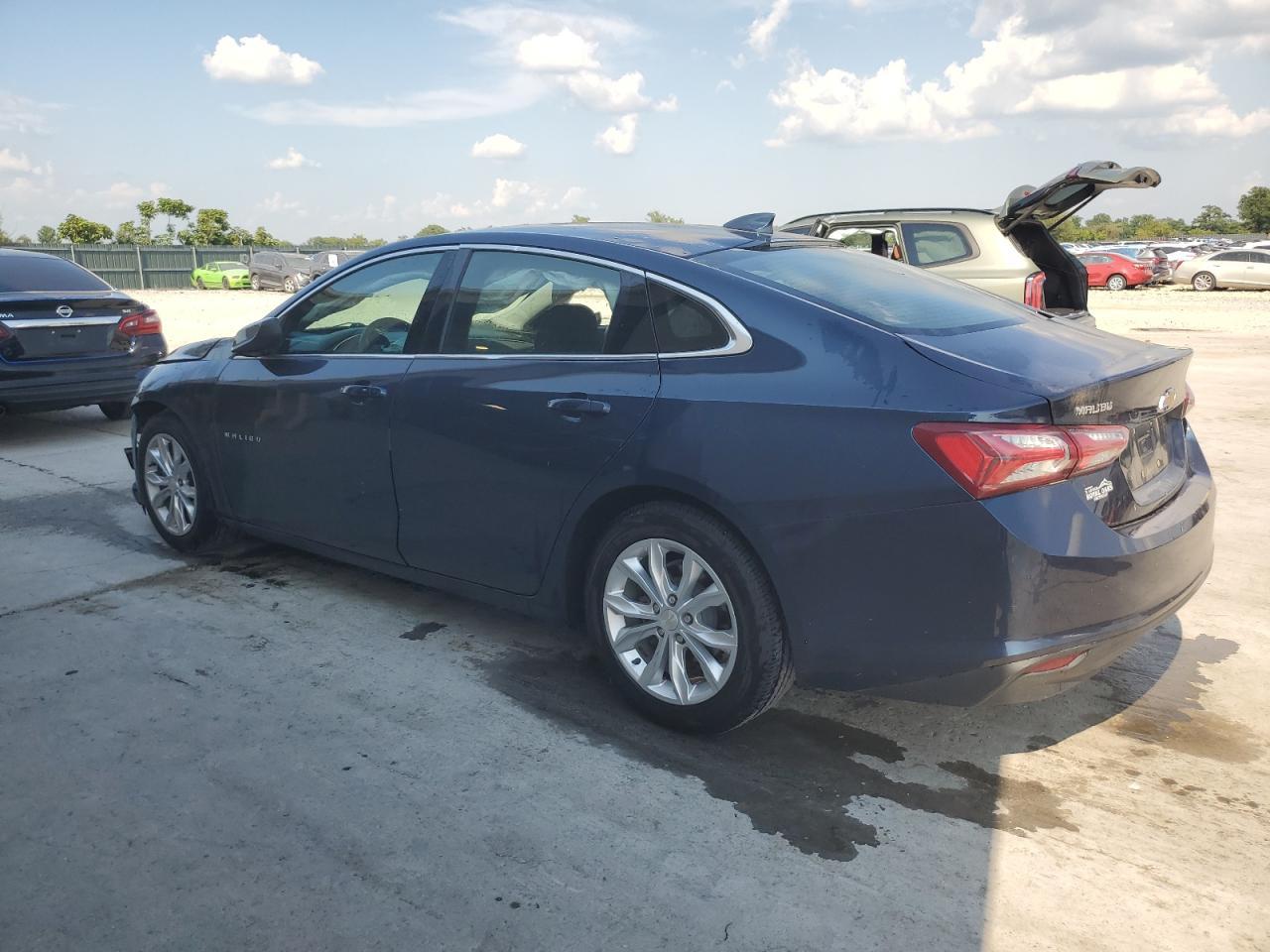 2020 Chevrolet Malibu Lt - Фото 2