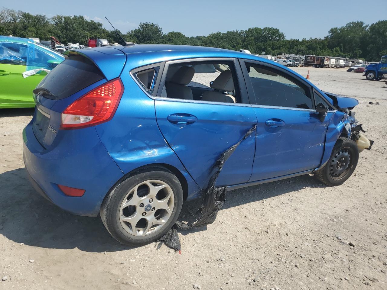 2011 Ford Fiesta Ses - Image 3