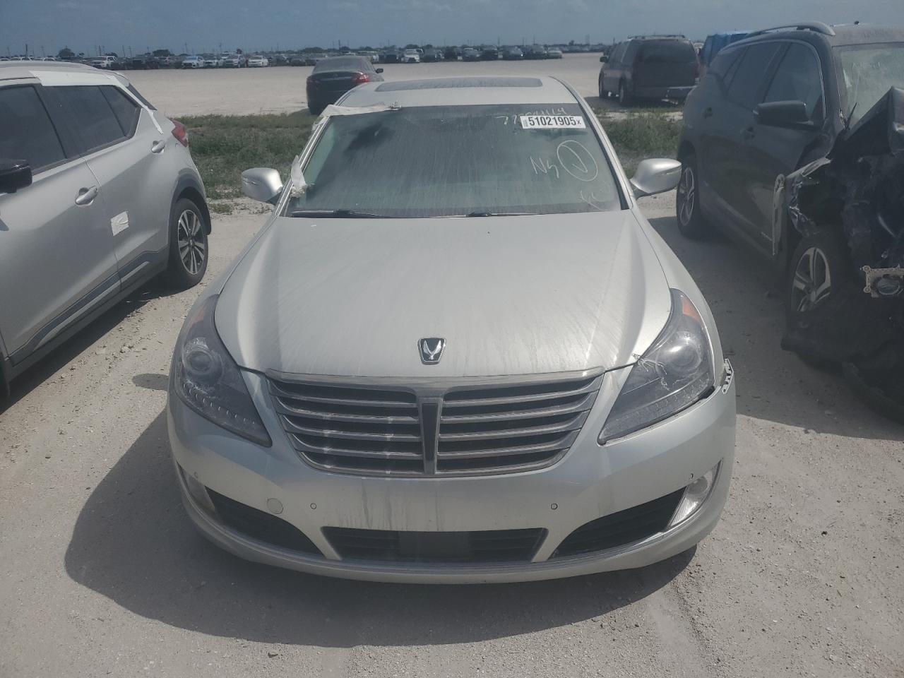 2014 Hyundai Equus Signature - Image 5