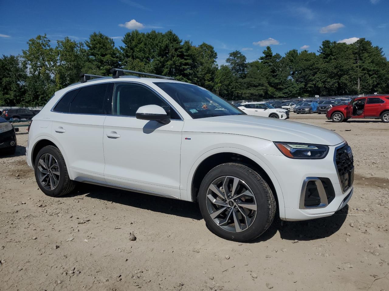 2023 Audi Q5 Premium Plus 45 - Image 4