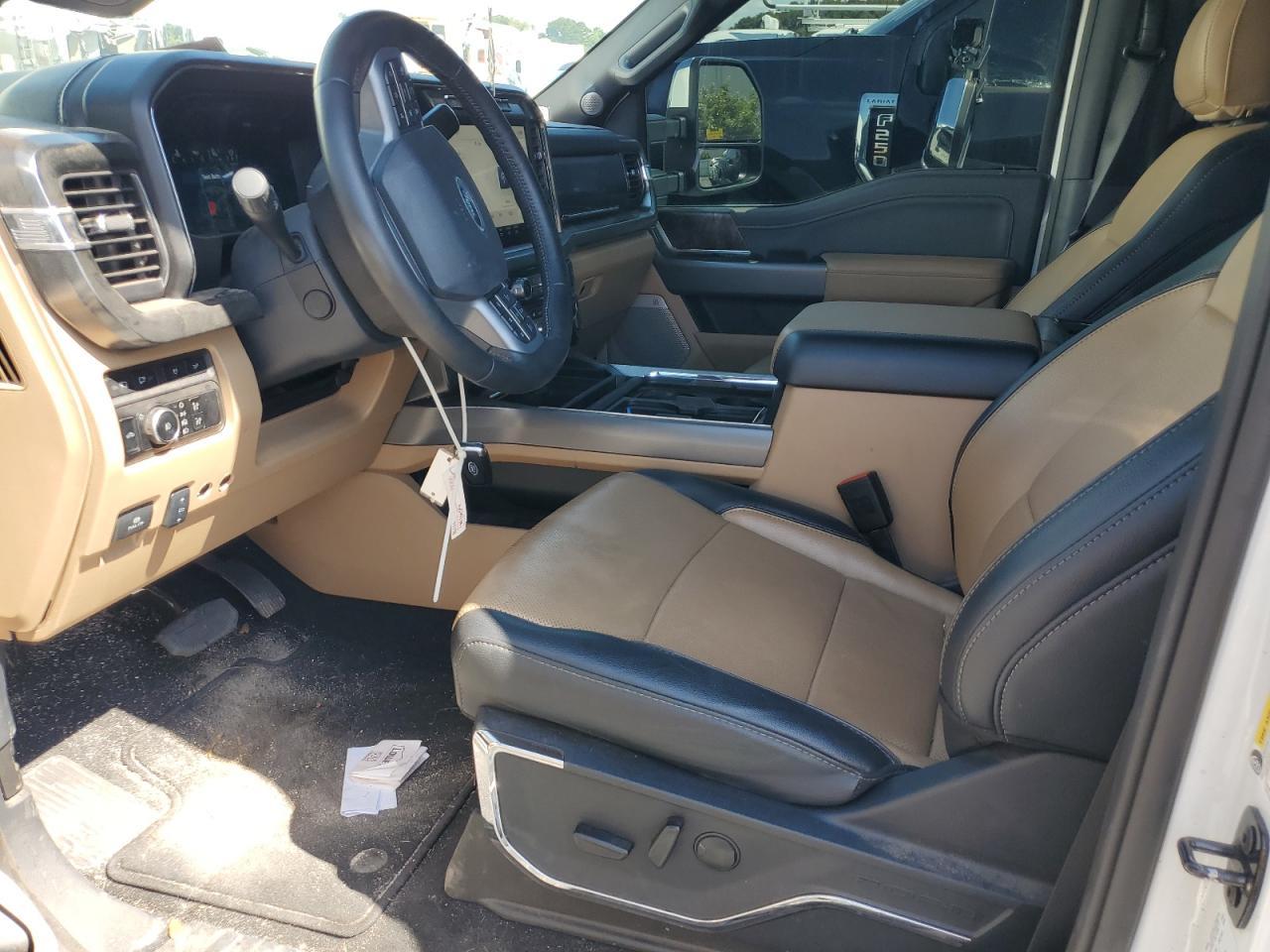 2024 Ford F350 Super Duty - Фото 7