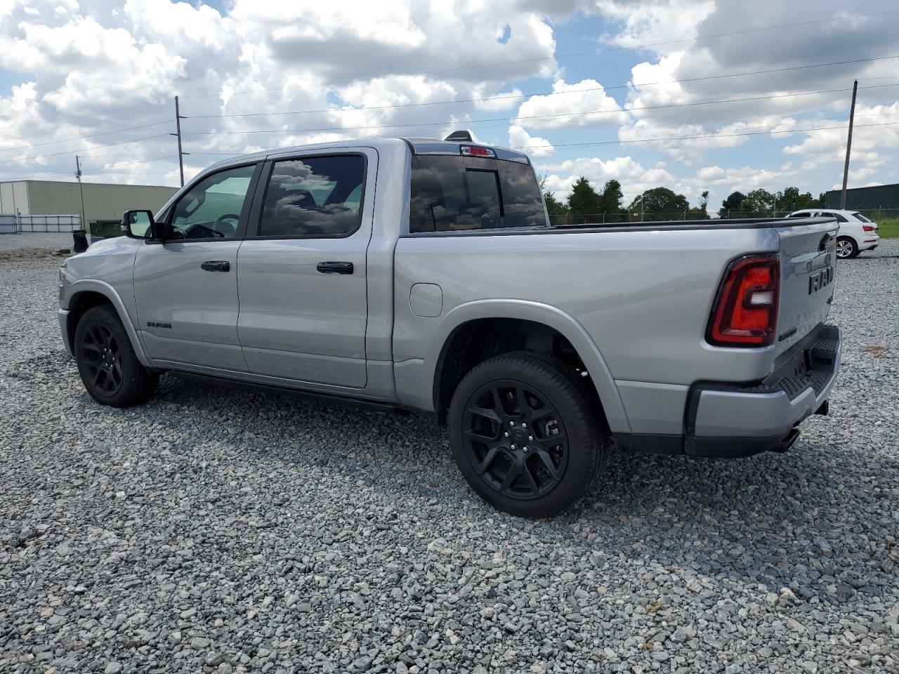 2025 Ram 1500 Laramie - Фото 2