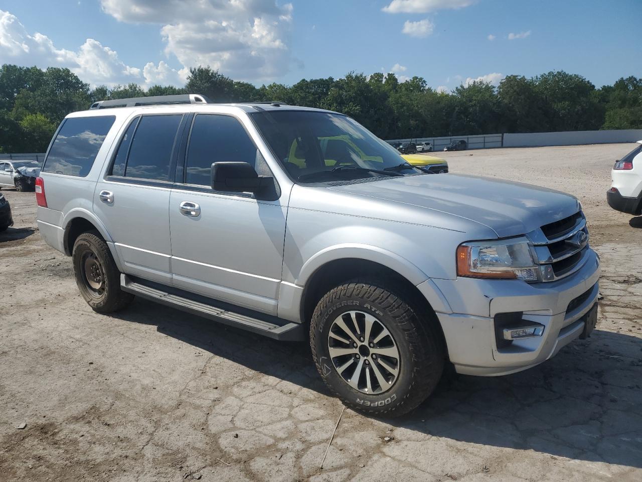 2017 Ford Expedition Xlt - Фото 4